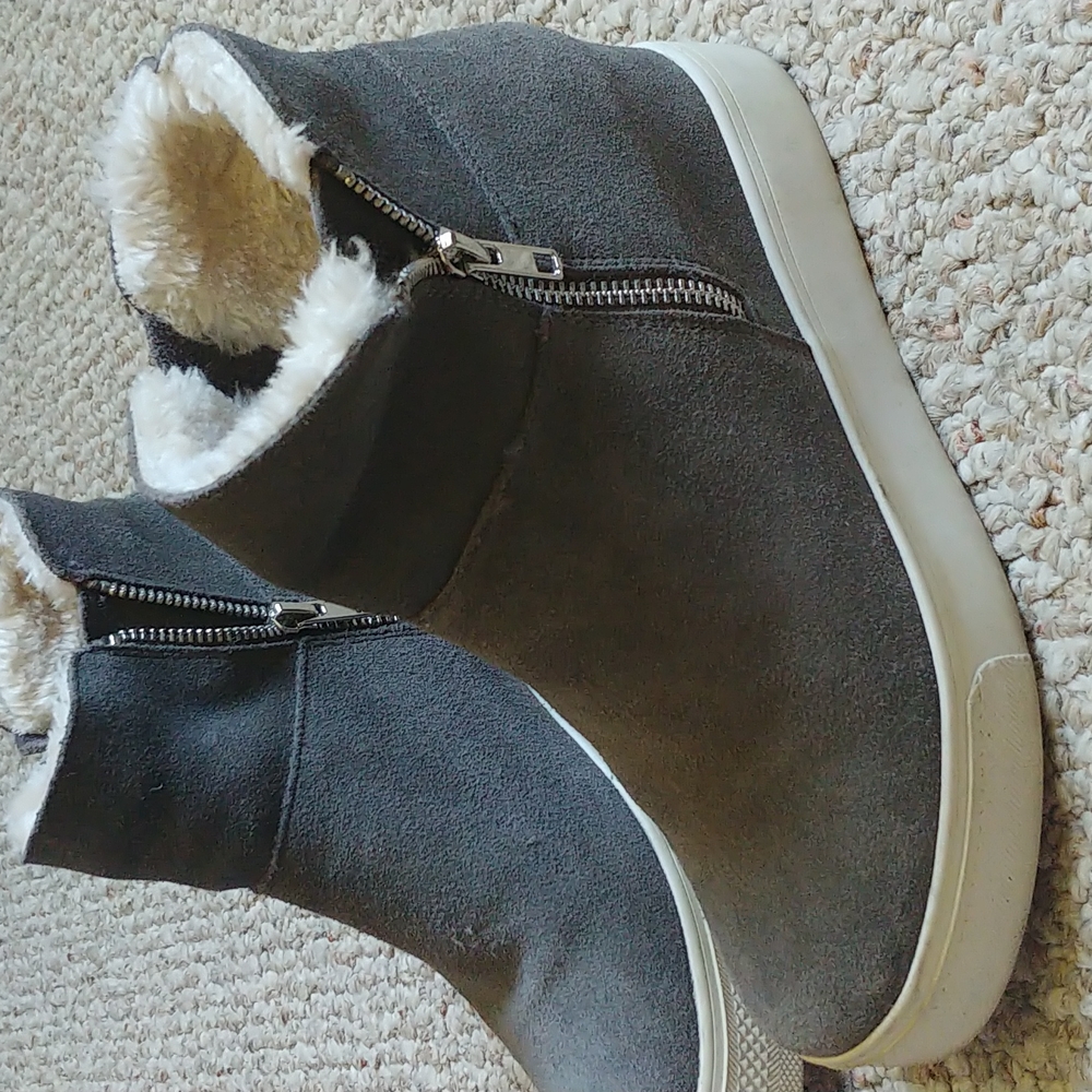 Womens platform sneaker